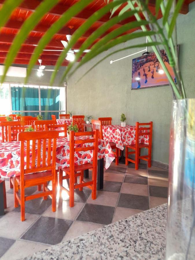 Cabanas Puertas Del Sol La Rioja Exterior foto